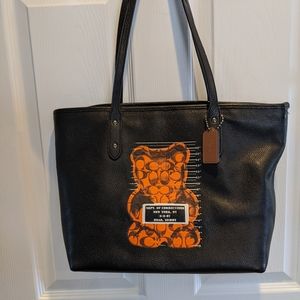 Coach Gummy Vandal Tote Bag